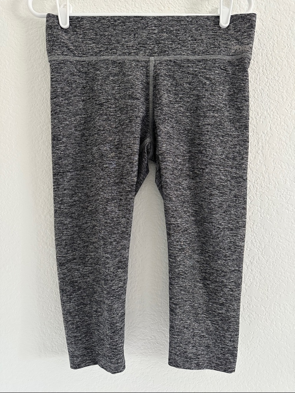 PINK Victoria's Secret - Heather Dark Gray Capri Leggings - Size M - Like New!